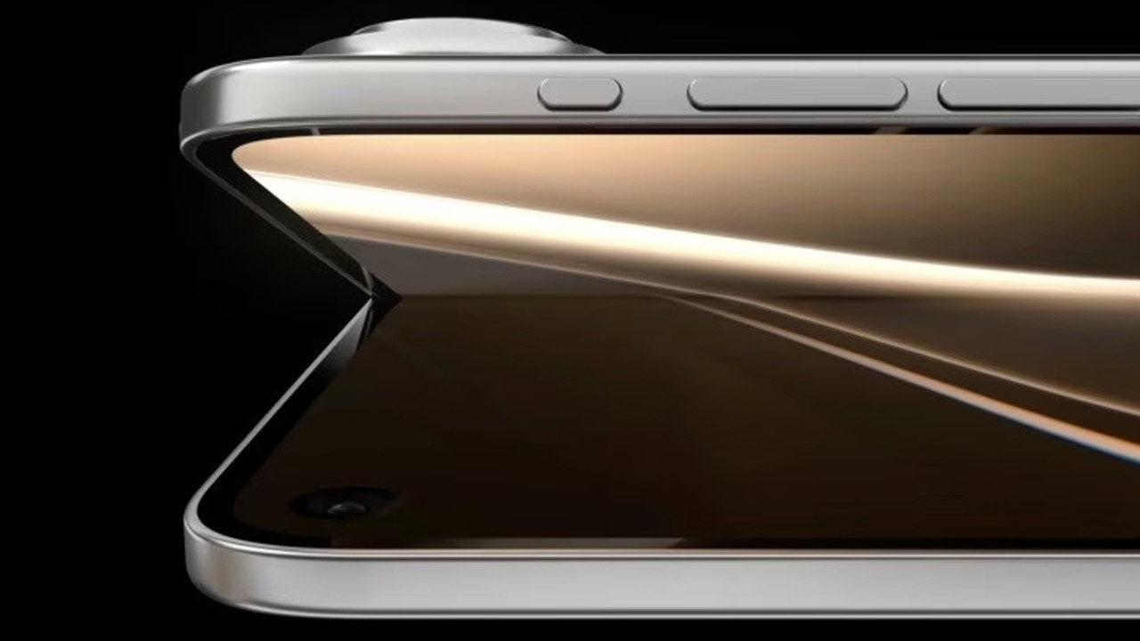 Apple’ın ilk katlanabilir telefonu iPhone Ultra, Türkiye pazarına gecikmeli gelebilir